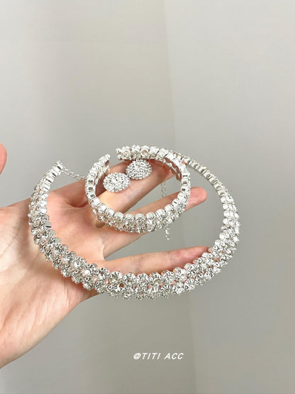 Three-piece Set of Necklace, Earrings and Bracelet