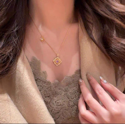 Four-Petal Flower Rhinestone Necklace