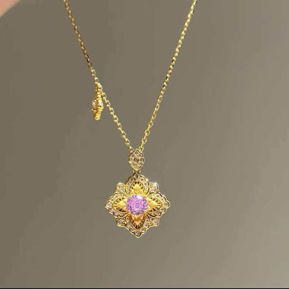Four-Petal Flower Rhinestone Necklace