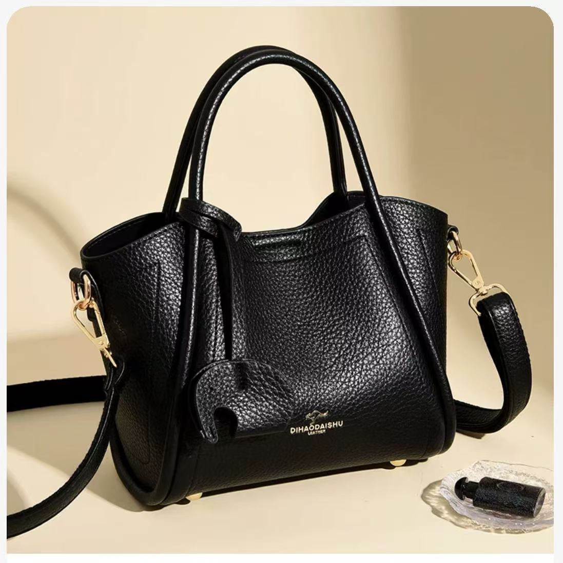 Woman Bucket Bag