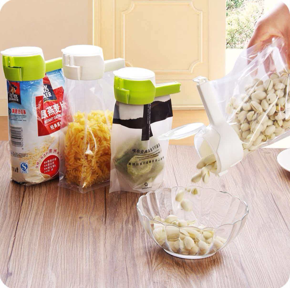 Sealing Pour Spout for Food Bags