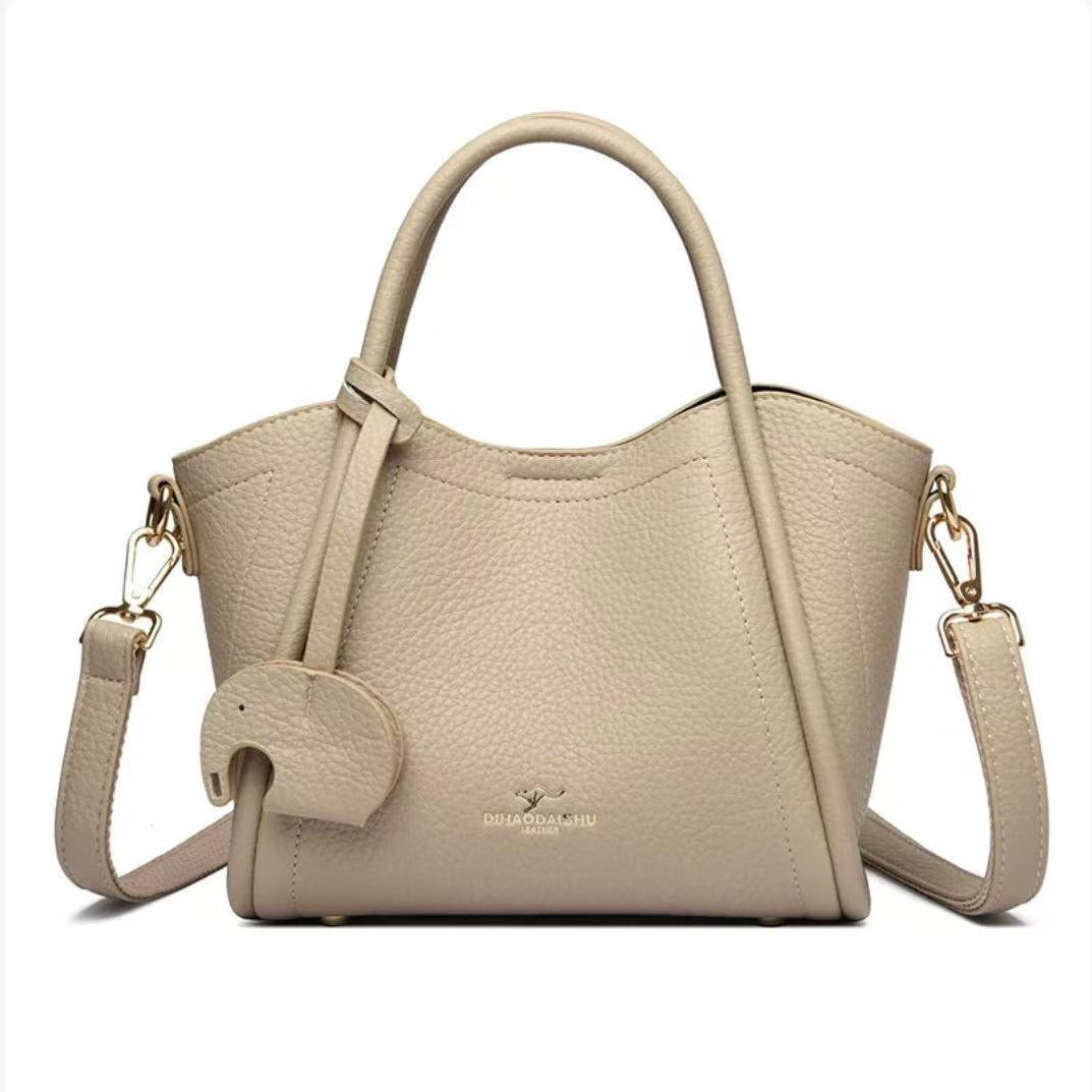 Woman Bucket Bag