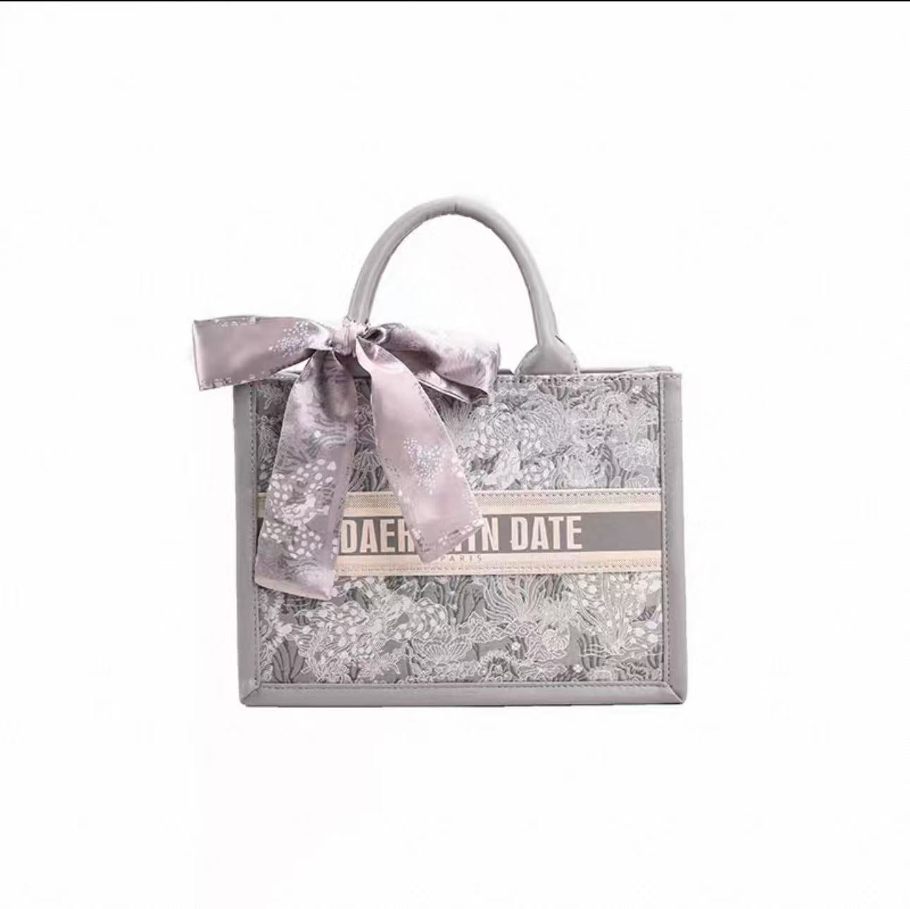 Women's Casual Polyester Tote Bag