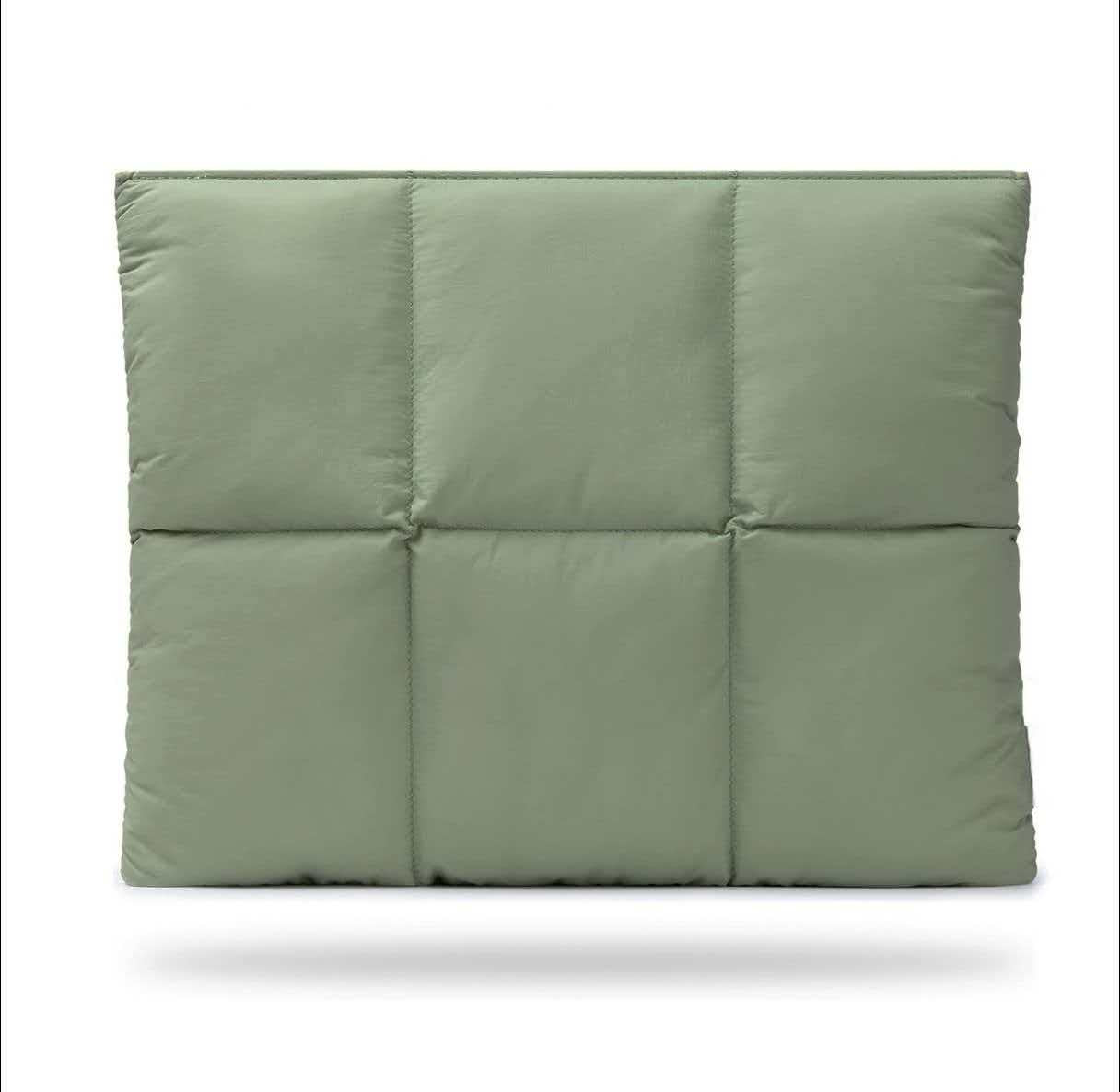 Portable Magnetic Cloud Bag