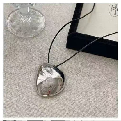 Irregular Geometric Pendant Necklace