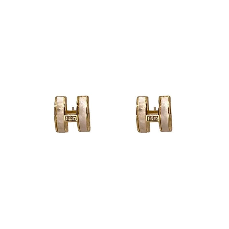 Zircon Shell H Earrings